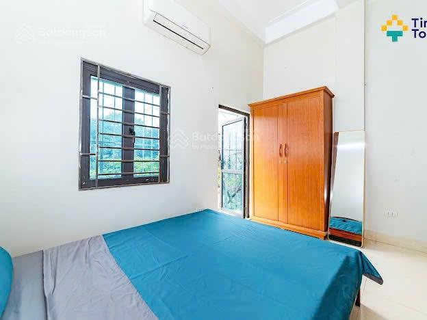 Modern Studio Near Universities with Loft Bed