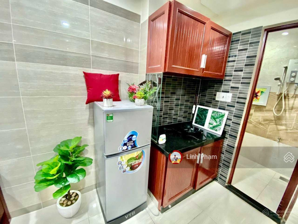 Furnished Studio Apartment with Modern Amenities