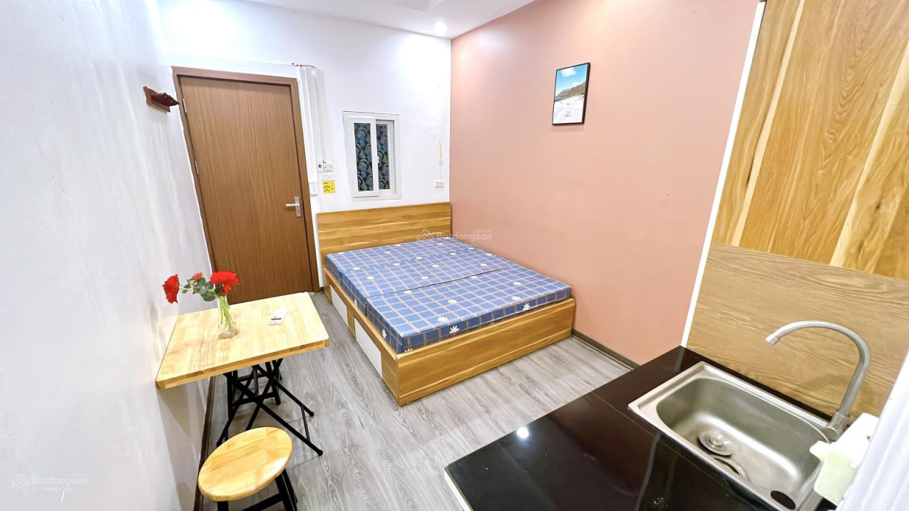 Studio Apartment in Hang Can Street, Hoan Kiem District, Hanoi