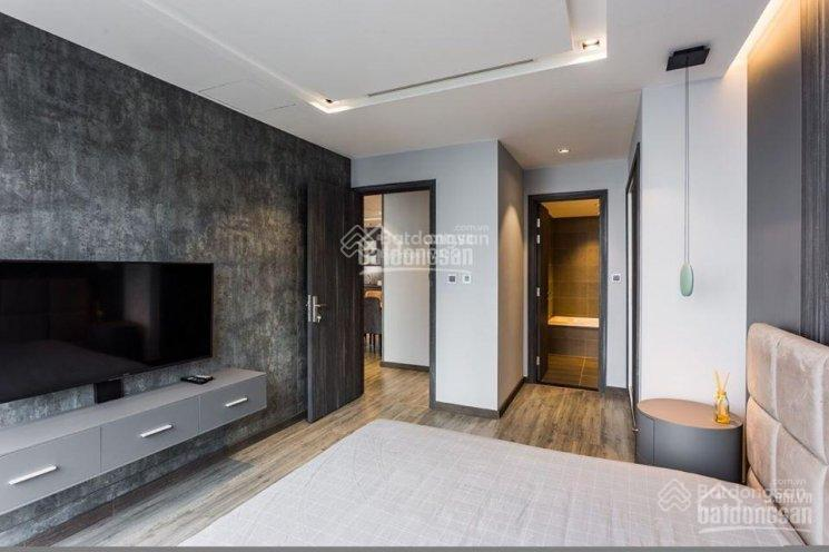 Spacious 3-bedroom apartment with city view