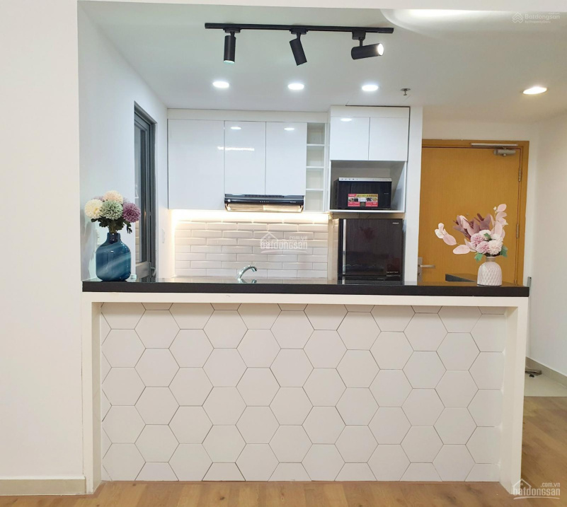 Modern 78m² Apartment with Designer Interior in District 4
