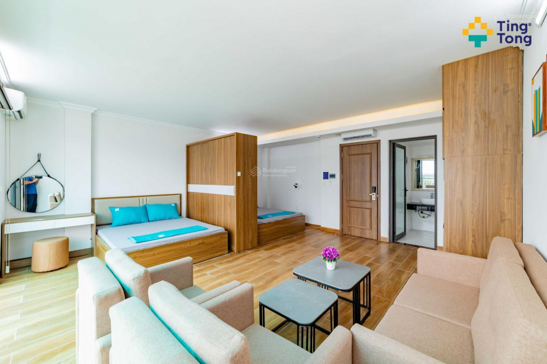 Modern Studio Apartment with Full Amenities