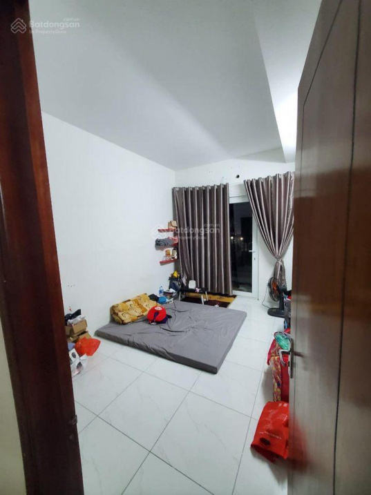 Bright 85m² Apartment with 2 Bedrooms, Xuân La