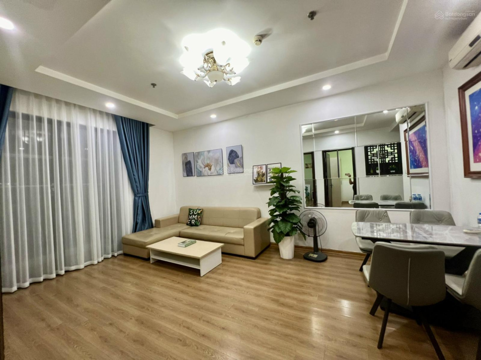 Modern 2-Bedroom Apartment Near Vinmec Hospital