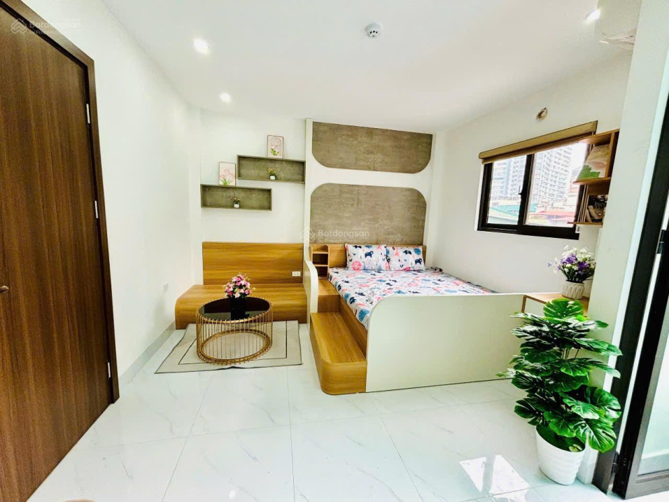 Modern Studio with Balcony in Thanh Xuan