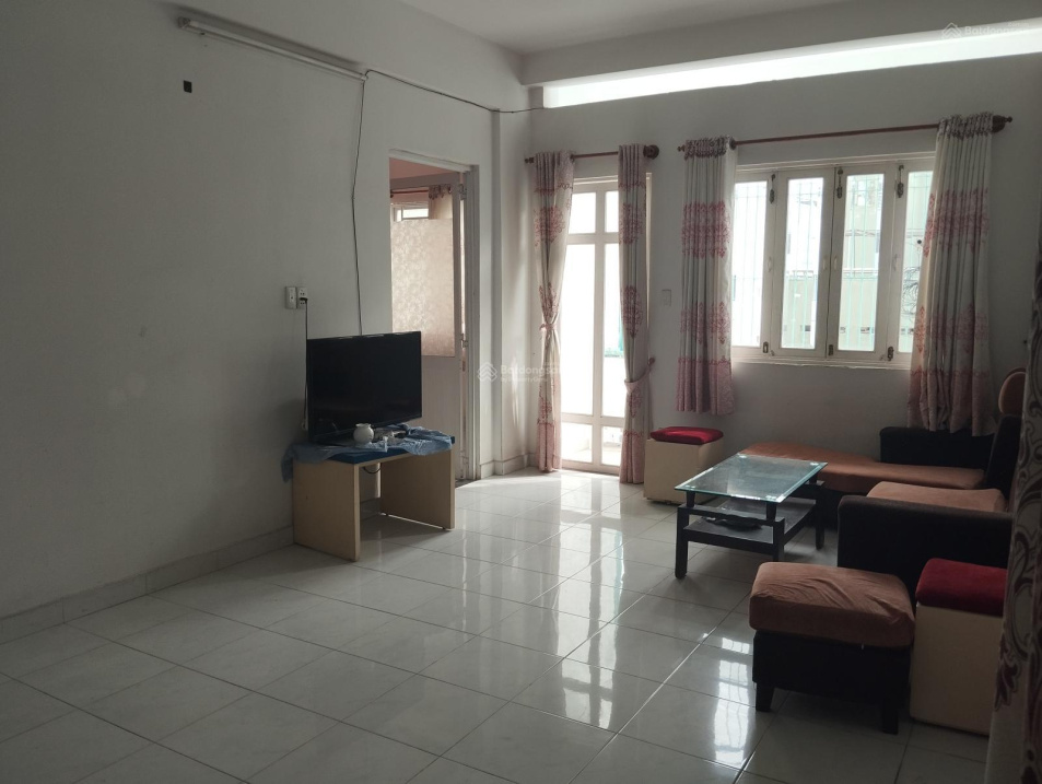 Furnished 75m² Apartment with 2 Bedrooms