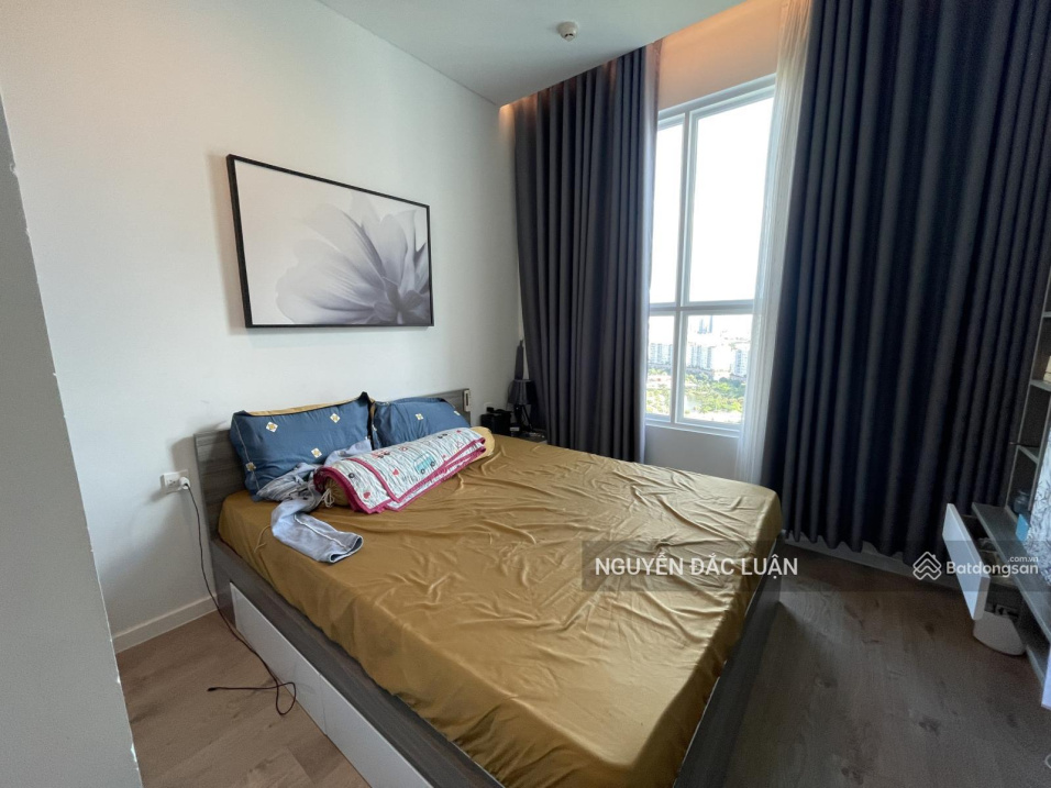 High-Floor 2BR Sadora Apartment with River View