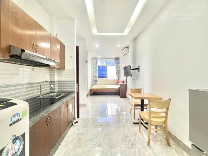Modern 33m² Studio Near Saigon Station