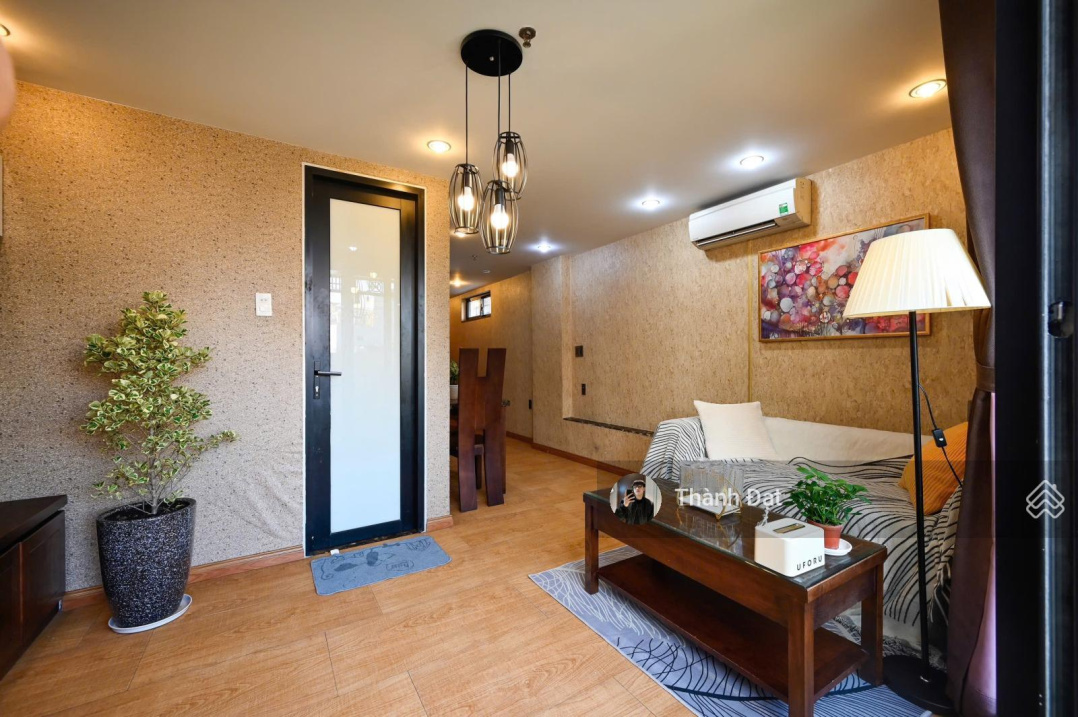 Modern 1 Bedroom Apartment in District 1