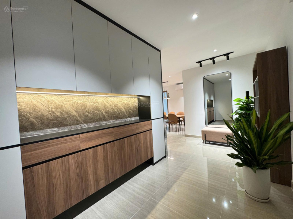 Spacious 146m² Luxury Apartment in Ciputra Hanoi
