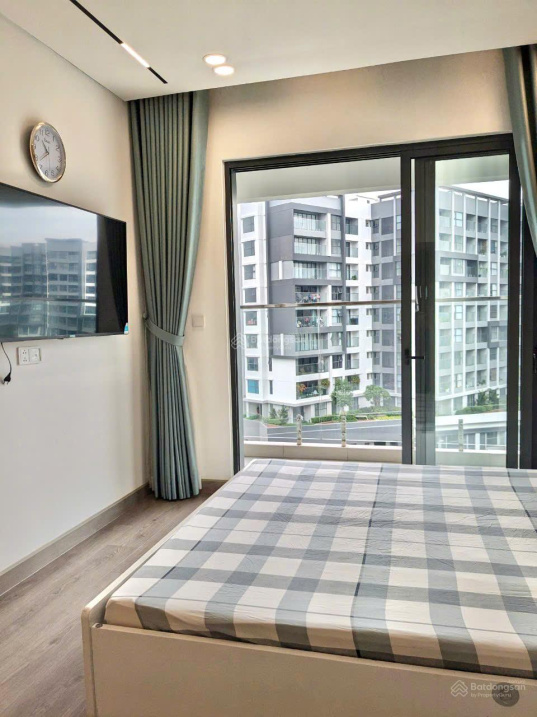 Modern 2-Bed Apartment in Celadon City