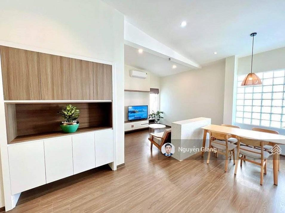 Modern Furnished Apartment Near RMIT University