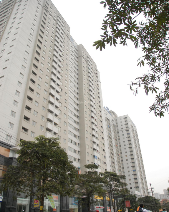 High-rise Apartment Near Educational Facilities