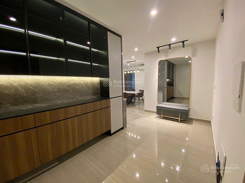 Spacious 3-Bedroom Apartment with Beautiful View