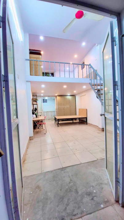 Spacious 2-bedroom apartment with mezzanine
