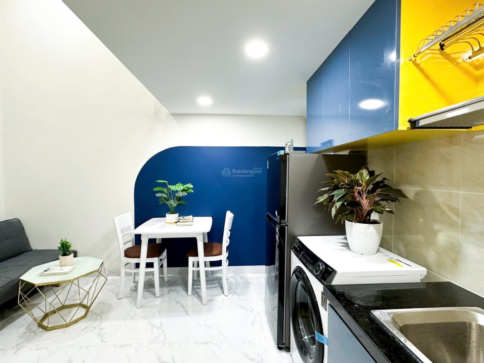 Modern Studio Apartment with Designer Interior