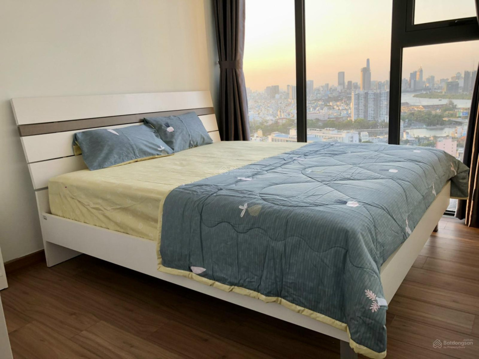 Eco Green Apartment: Spacious 2-Bedroom with Panoramic City View