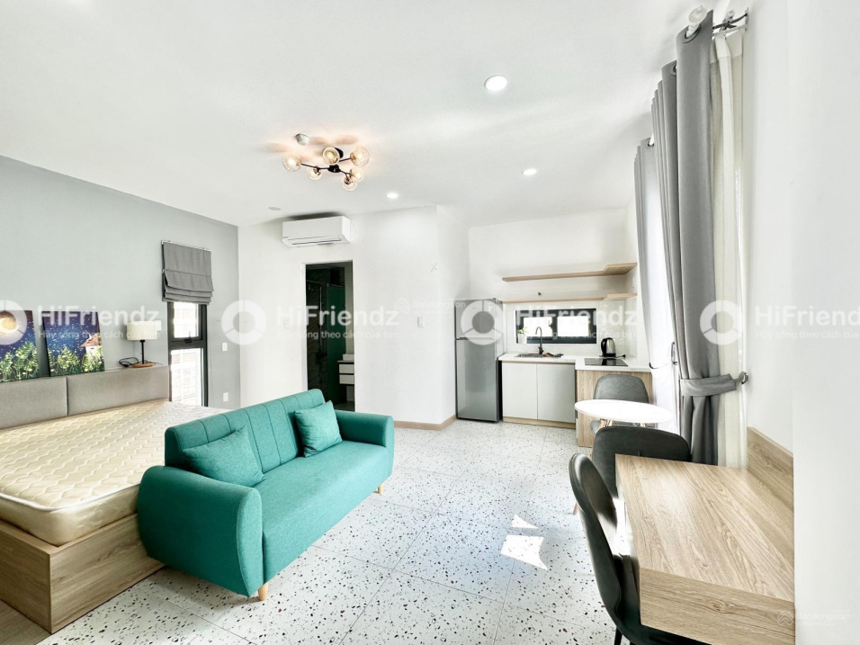 Modern Studio Apartment in Q3