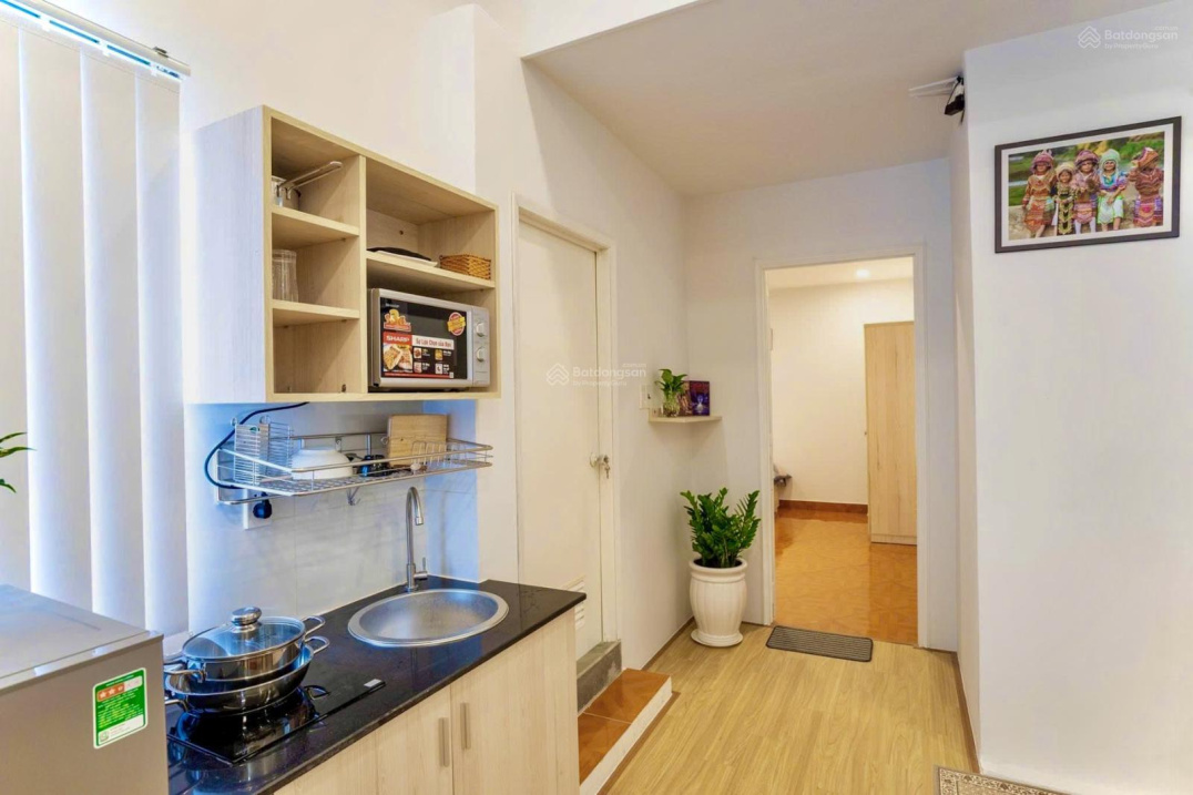 Modern Studio Apartment with Designer Interior