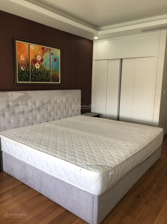Spacious 2-Bedroom Apartment in Mandarin Garden