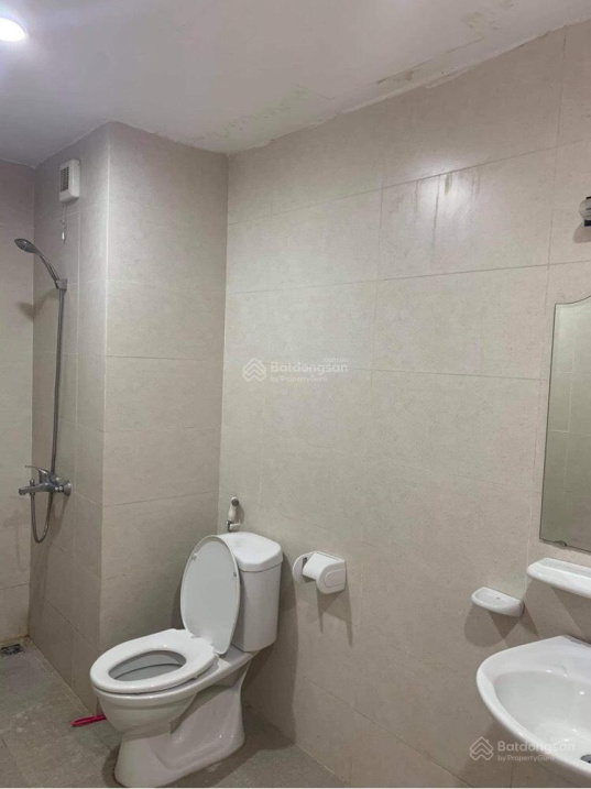 Modern 3-Bedroom Apartment in Nam Tu Liem