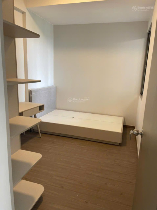 Modern 59m² Westgate Apartment For Sale