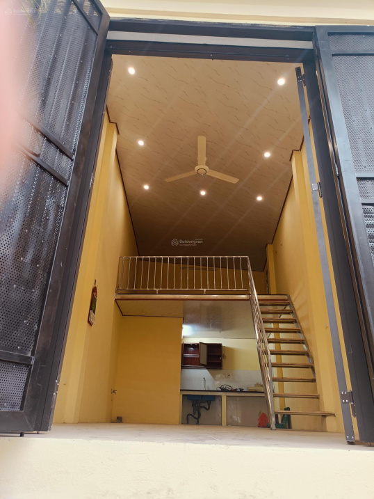 Modern Loft-Style Apartment with Mezzanine near Vinsmart City