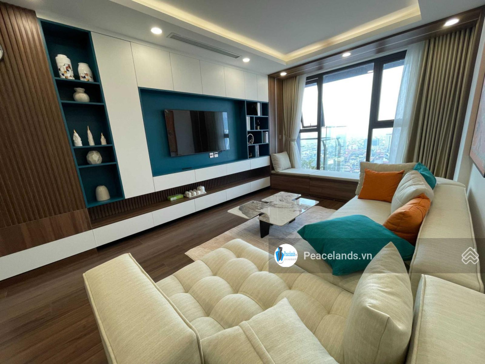 3-Bedroom Apartment near Old Quarter and Hoan Kiem Lake