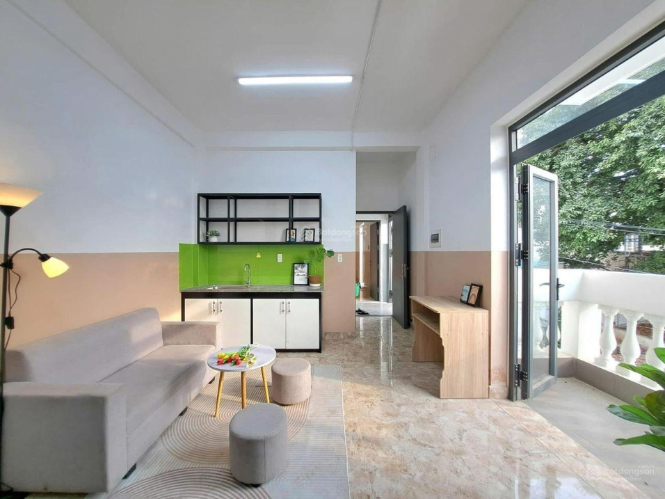Modern 30m² Studio Apartment with Balcony