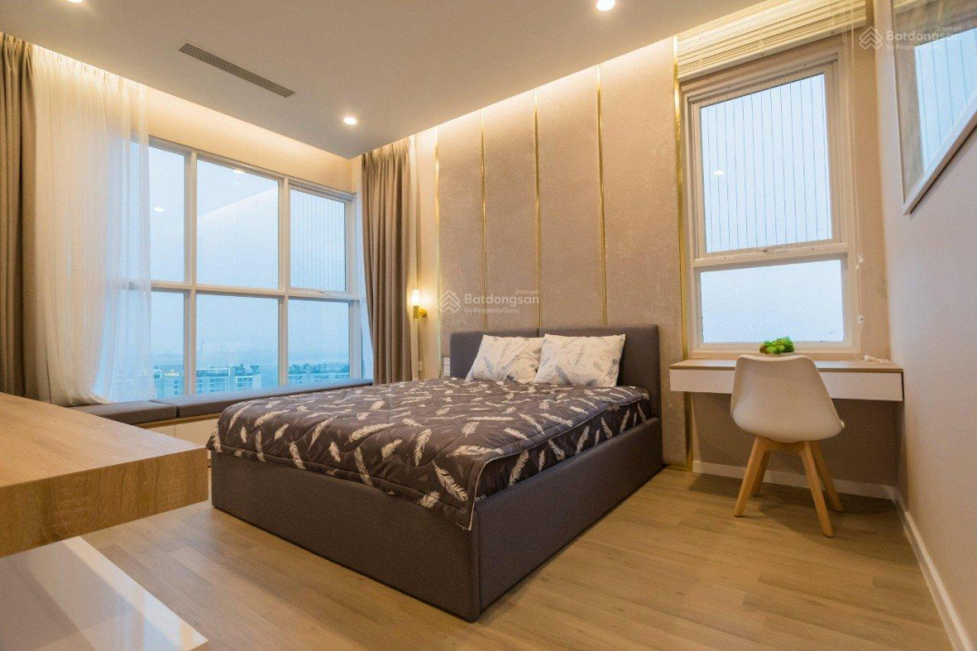 Luxury 3BR Sala Sadora Apartment River View