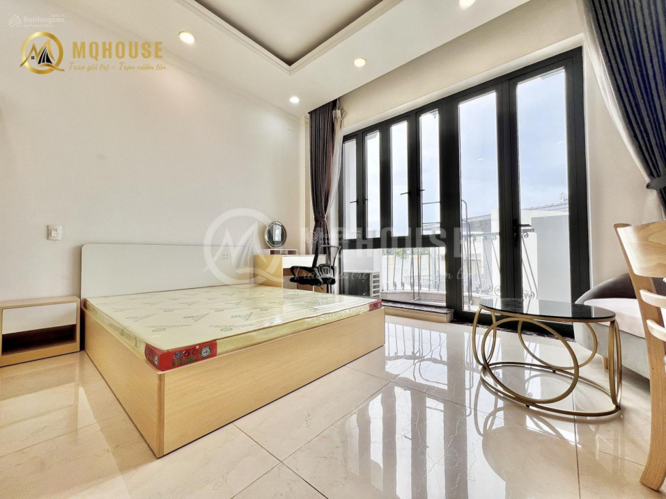Modern Studio Apartment in Phu Nhuan Center