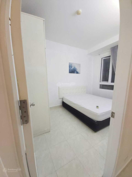 Modern 2-Bed Apartment with City Views