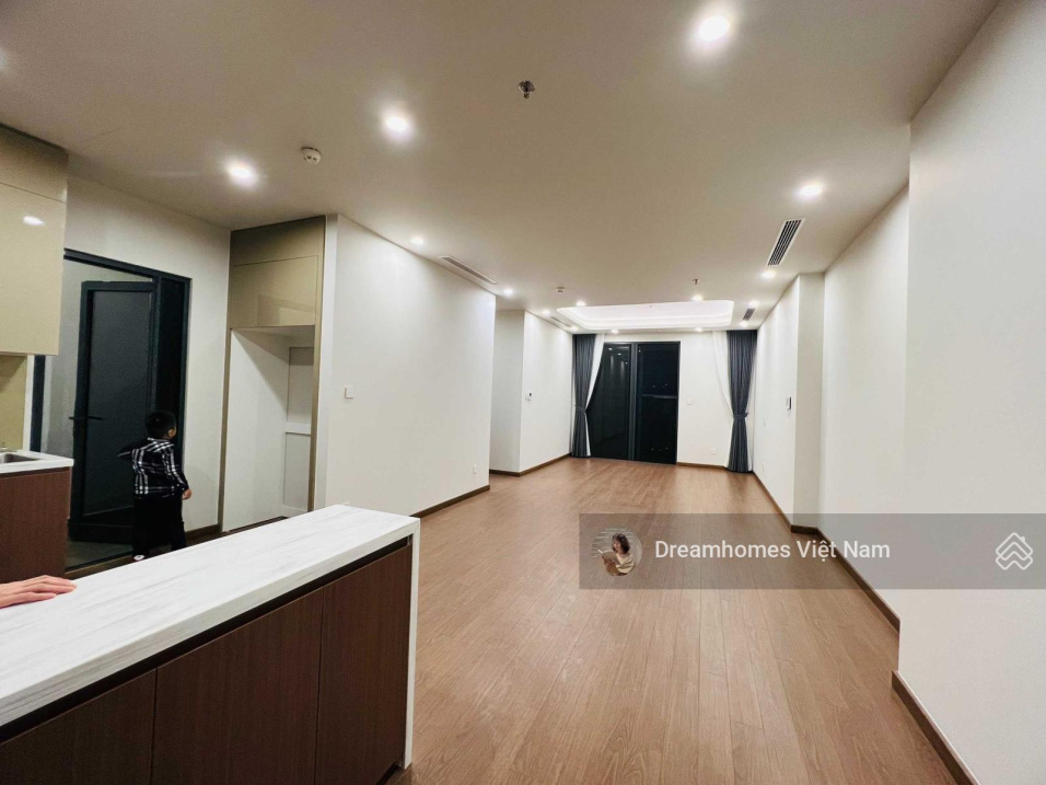 2-Bedroom Apartment at Vinhomes GreenBay Mễ Trì