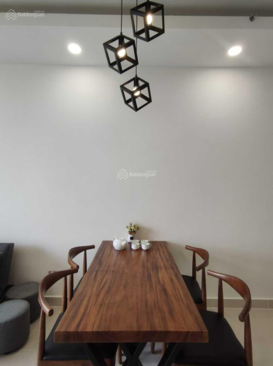 Fully Furnished High-Floor Apartment with City View