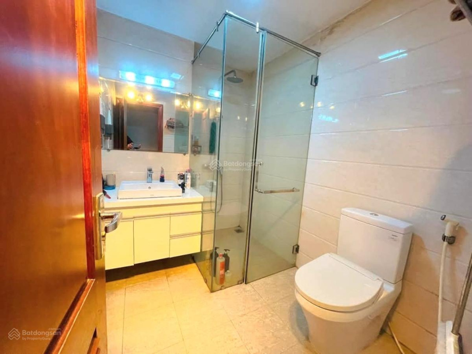 Central Cau Giay Location Near Universities - 4-Story House with Multiple Rooms