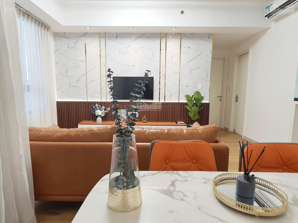 Modern 78m² Apartment with Designer Interior in District 4