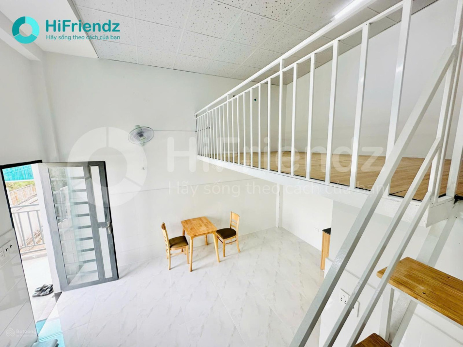 Modern Loft Apartment Near Universities and Mall