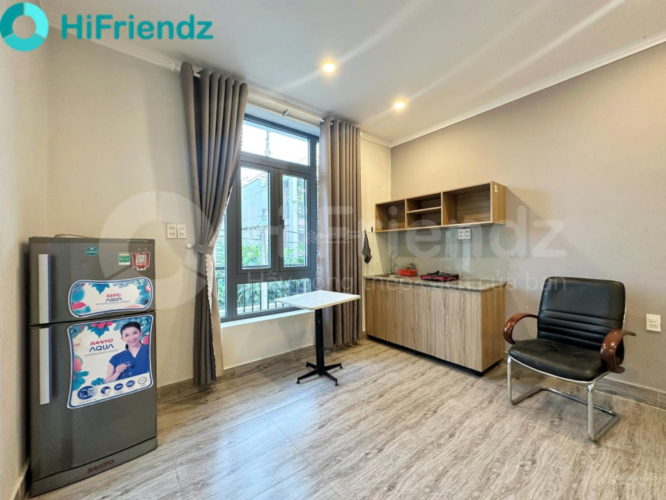 Modern Studio Near Gigamall with Full Furnishings