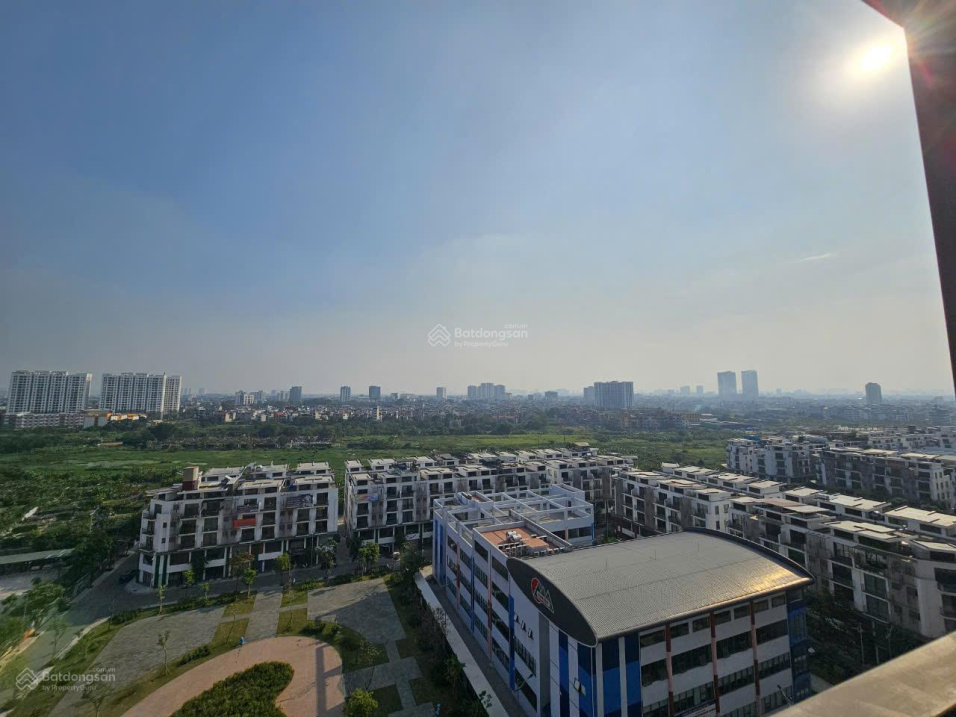 Modern 3BR Apartment in Khai Son City
