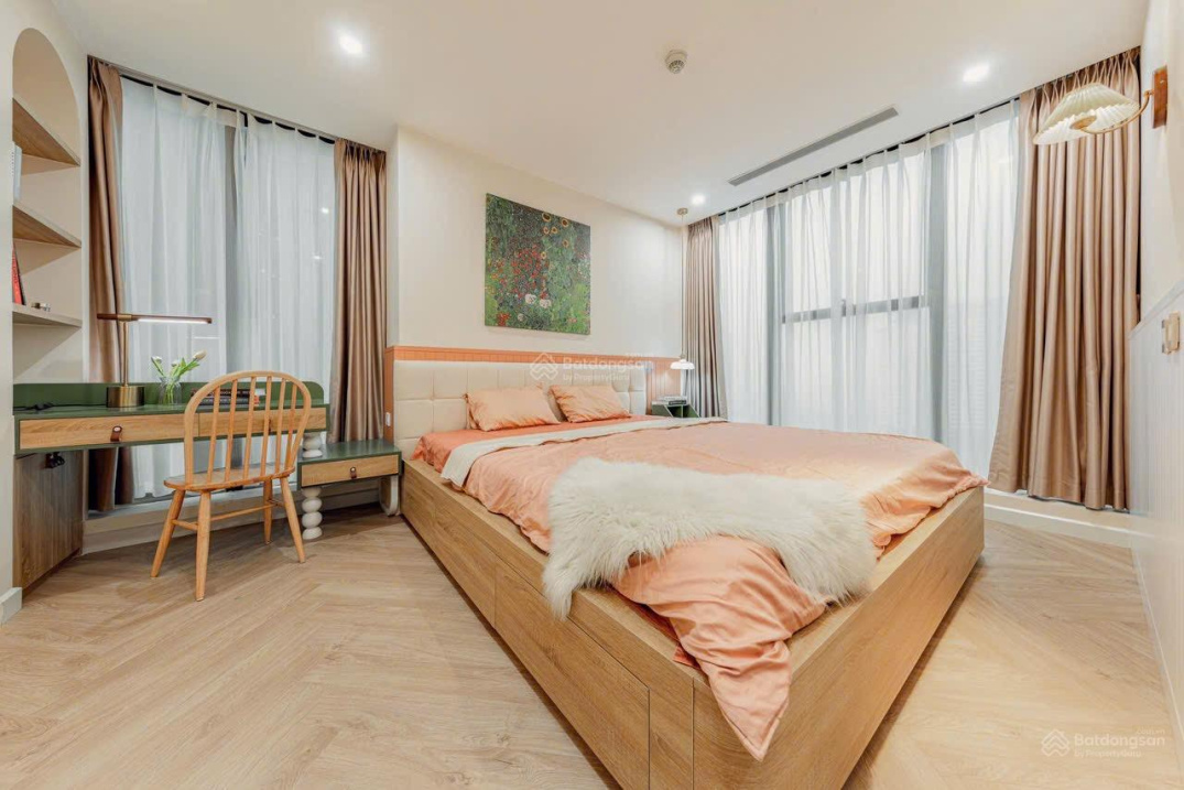Апартаменты Sunshine Riverside Tây Hồ с 3 спальнями и полной меблировкой