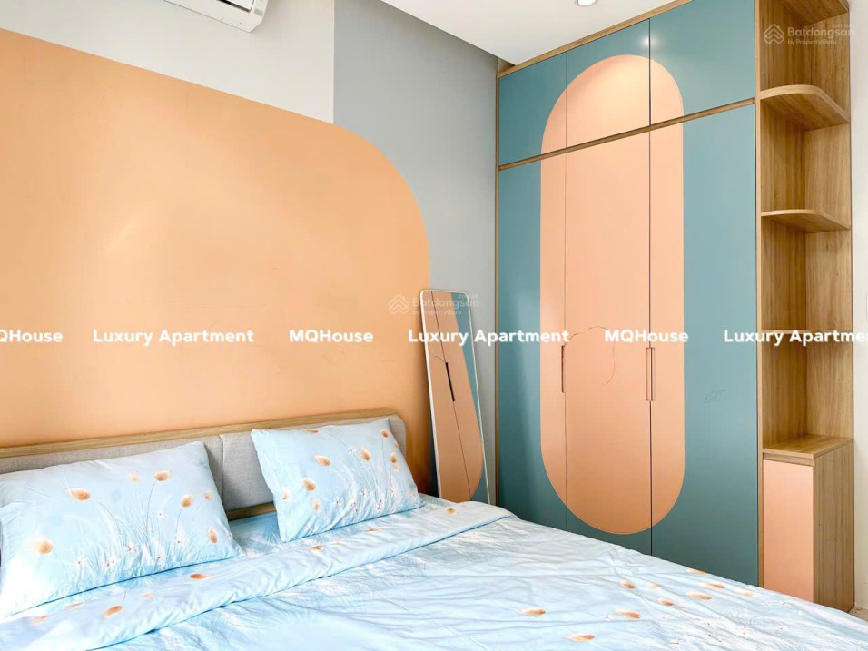 Modern Studio Apartment with Designer Interior