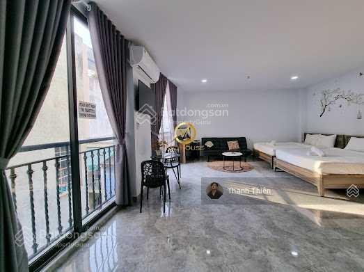 Modern Studio Apartment with Equipped Kitchen