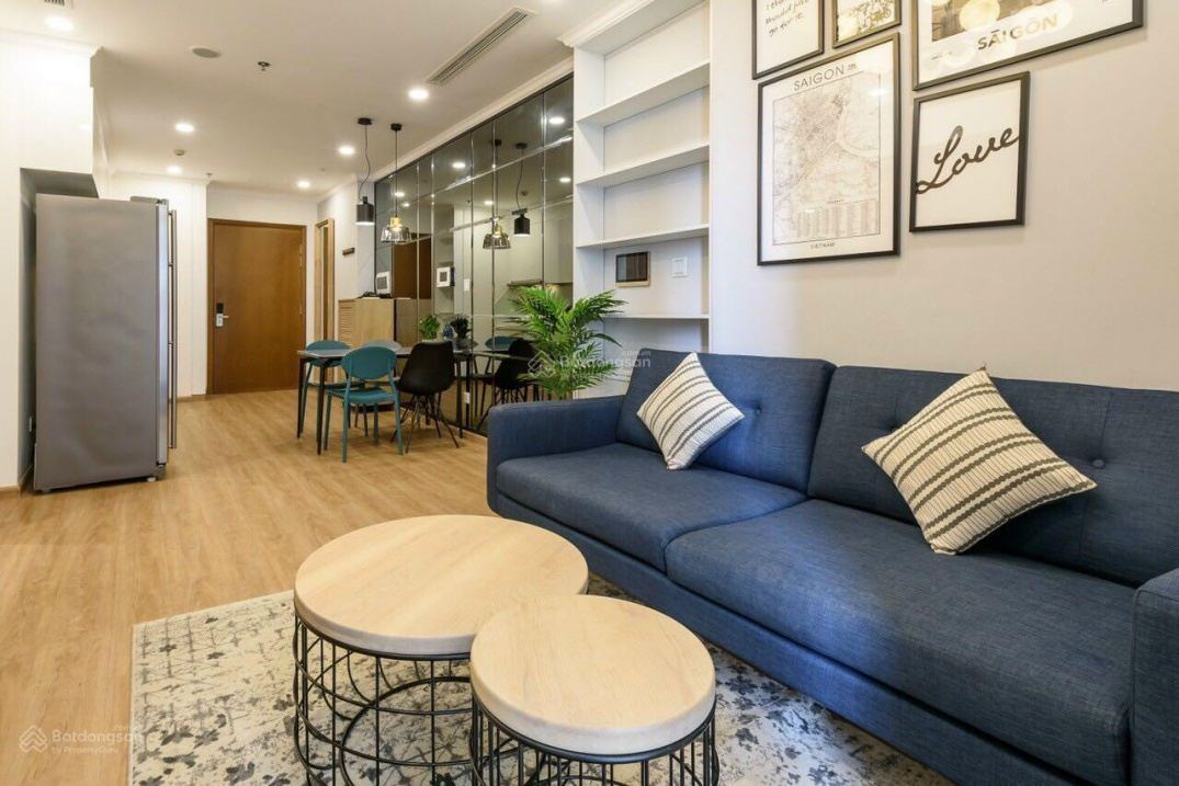 Modern 1-Bedroom Apartment with River View