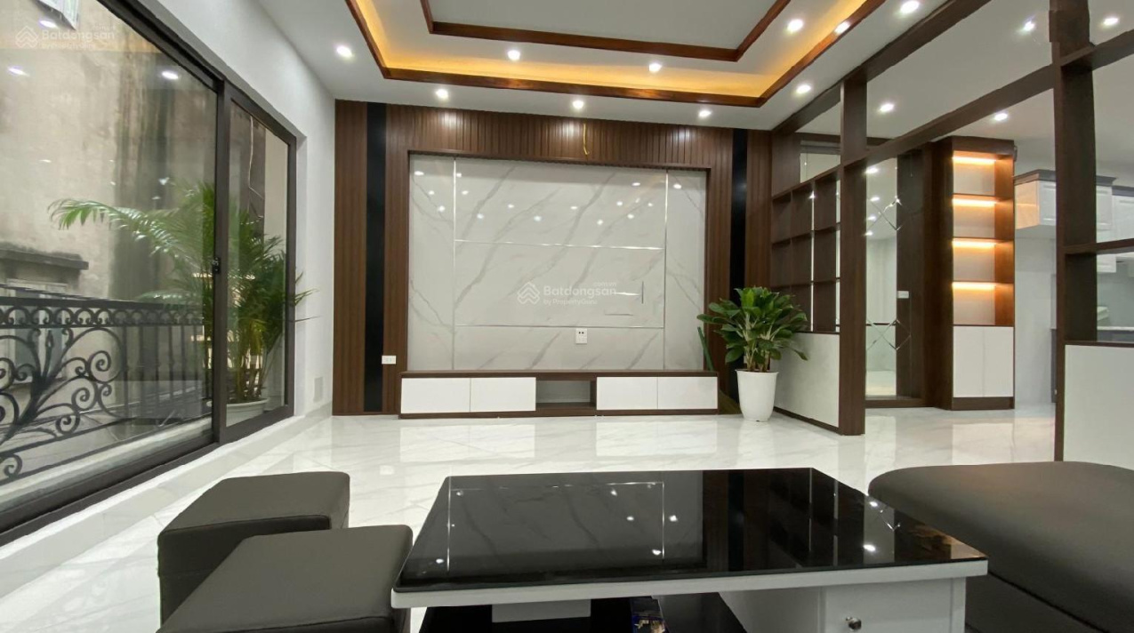Newly Built House near Hoang Cau - 5 Floors with Garage