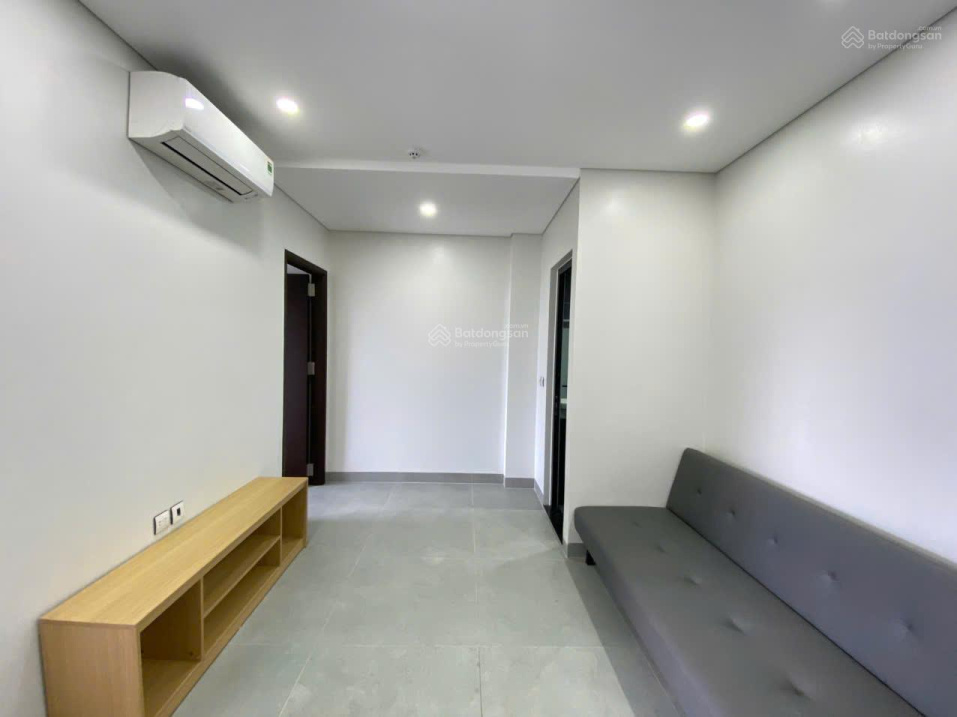 Newly opened fully furnished apartment near Nguyen Xuan Khoa Street