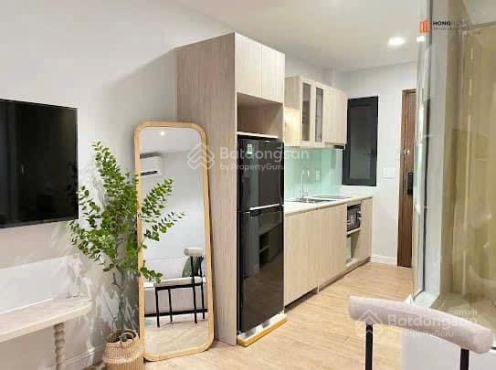 Modern Studio Apartment with Full Amenities