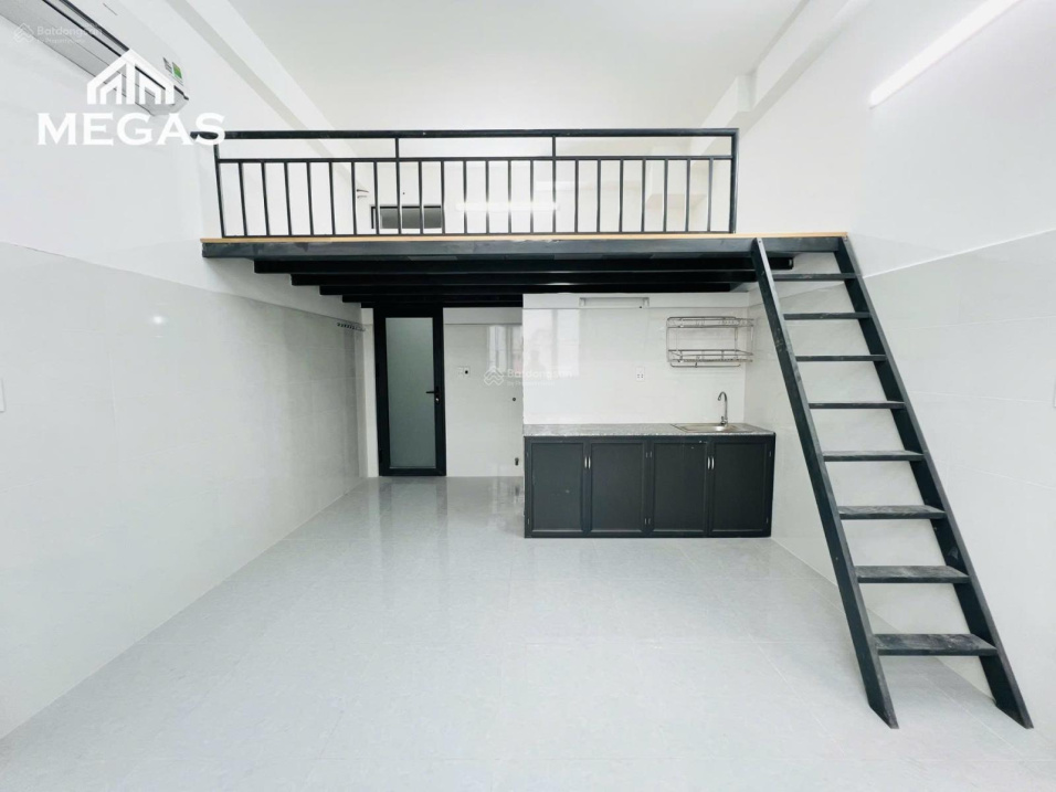 Modern Loft Studio with High Ceiling Mezzanine