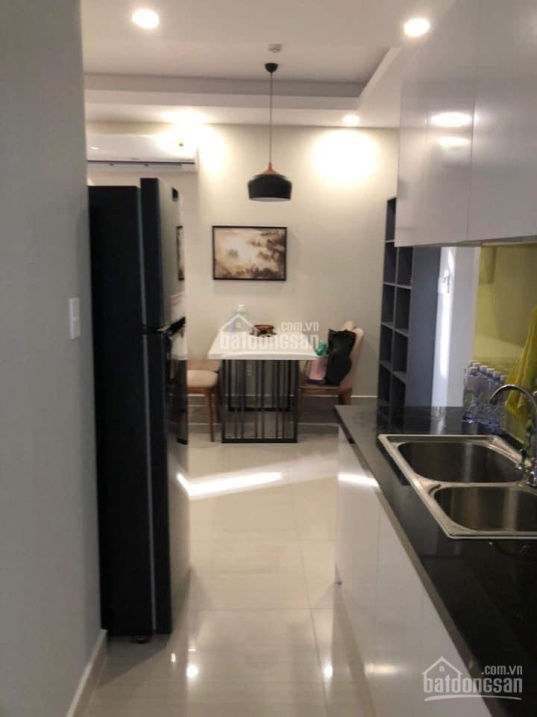 Moonlight Residences 2-Bedroom Apartment with Commercial Center