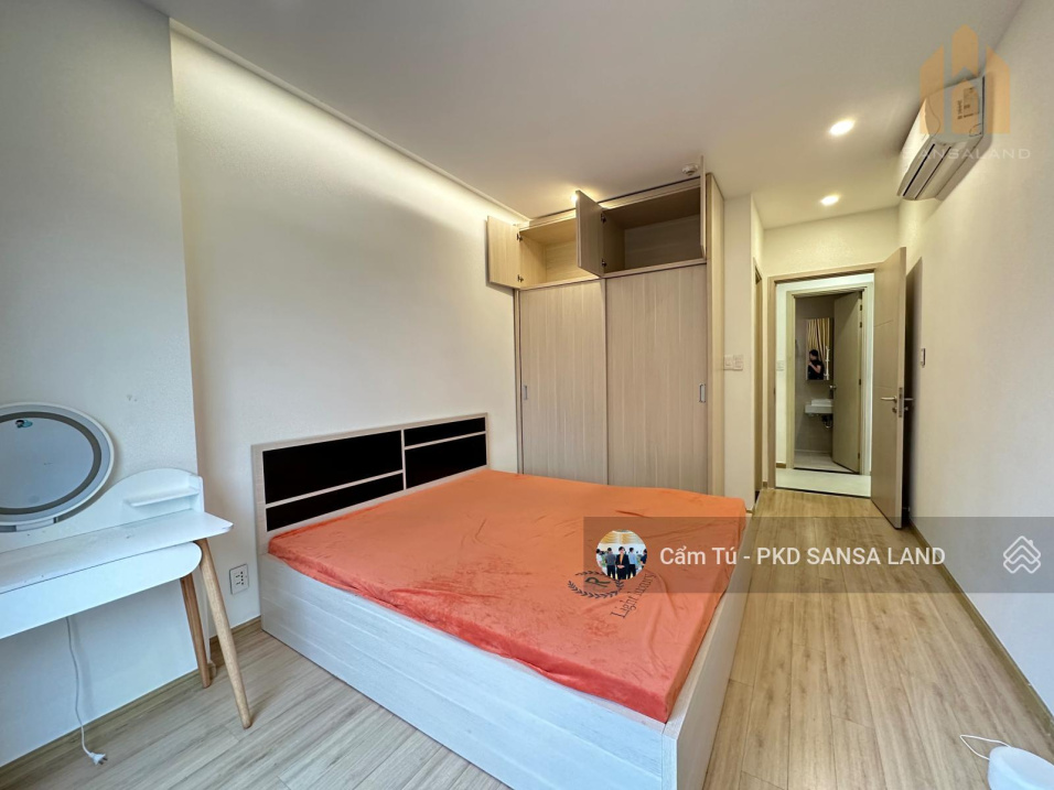 Modern 2-Bedroom Apartment with Full Amenities
