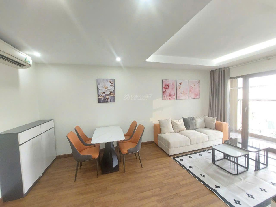 Home City Cầu Giấy 2-Bedroom Apartment with Parking